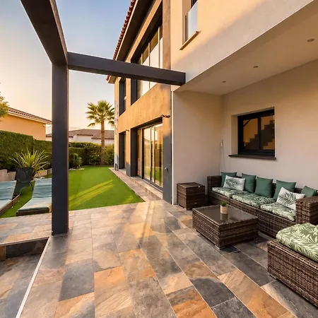 Villa D'exception Avec Spa, Sauna & Piscine Chauffee - 20mn Montpellier Beaulieu (Herault)