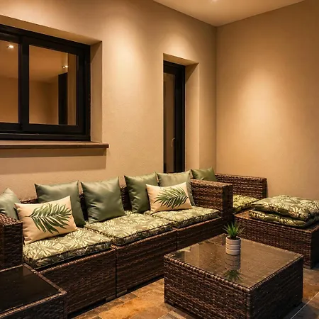 D'exception Avec Spa, Sauna & Piscine Chauffee - 20mn Montpellier